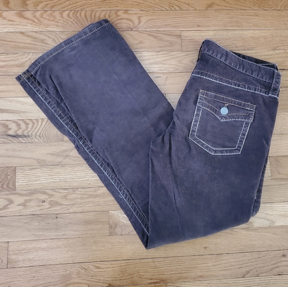 London Jean Brown Corduroy Jeans - Picture 11 of 11